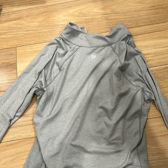 Gray/silver workout jacket - Picture 4 of 4